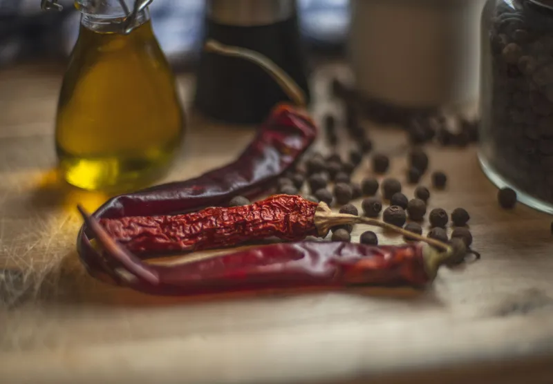 More Money, Less Flavor? The Truth About Paprika Pricing (And How to Find the Good Stuff)